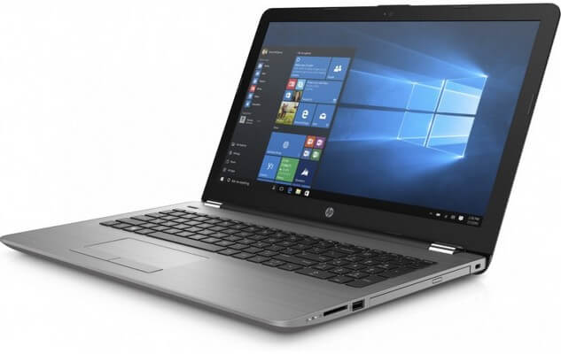 На ноутбуке HP 250 G6 1XN70EA мигает экран